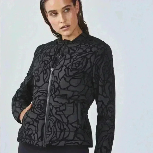 Fabletics Black Rose Paola Puffer Jacket Size Small - Picture 1 of 6